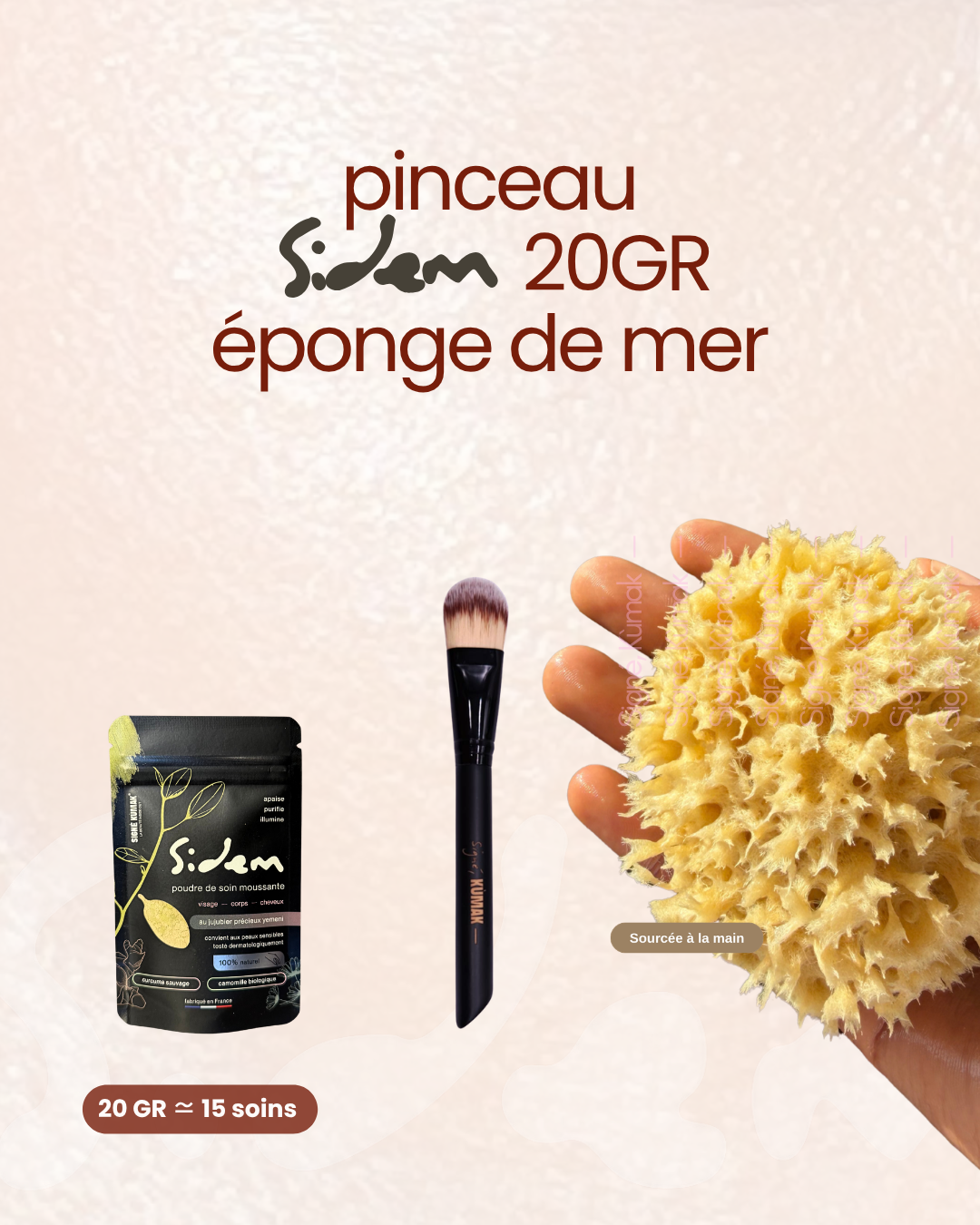 Coffret Essentiel : pinceau, SIDEM 20 g et éponge de mer naturelle tenue en main